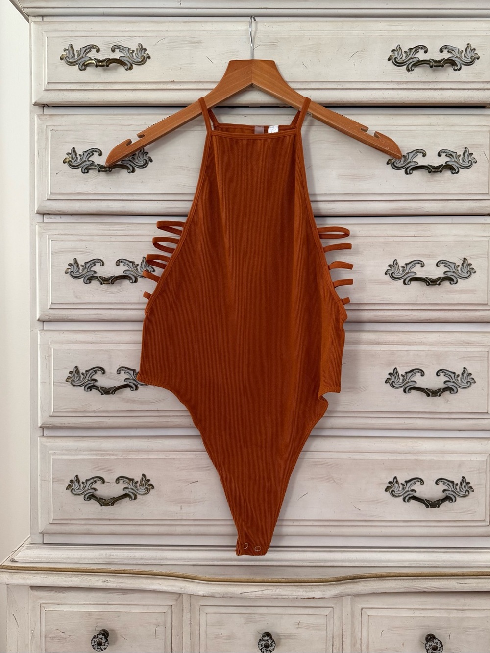 ANWND Rust Ribbed Cutout Bodysuit